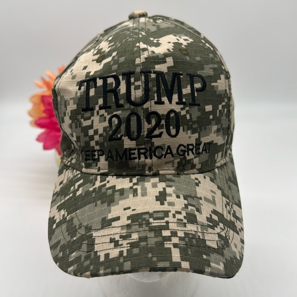 Other - Trump 2020 Camo Make America Great Again Baseball Hat HT7363